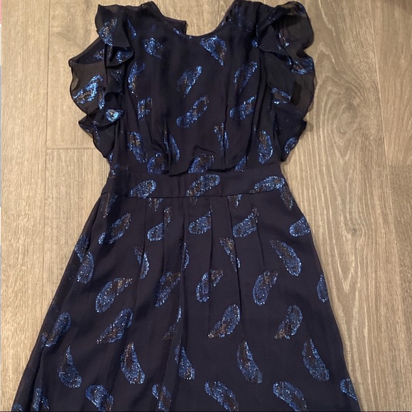 BCBGMaxAzria Dresses & Skirts - BCBGMAXAZRIA navy cocktail dress